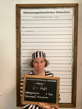 [60]